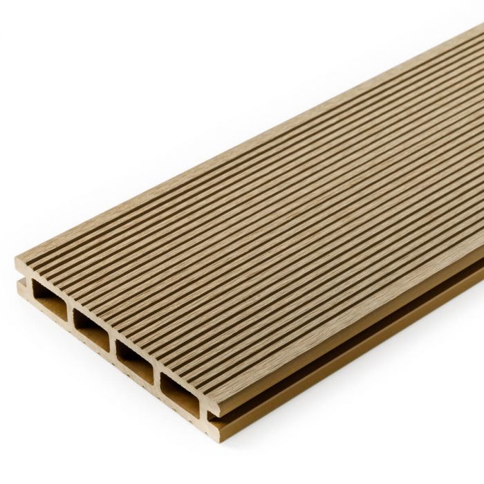 Deska Tarasowa Kompozytowa Standard 15 Miodowy Teak – dł. 4 m Deska Tarasowa Kompozytowa Standard 15 Miodowy Teak – dł. 4 m