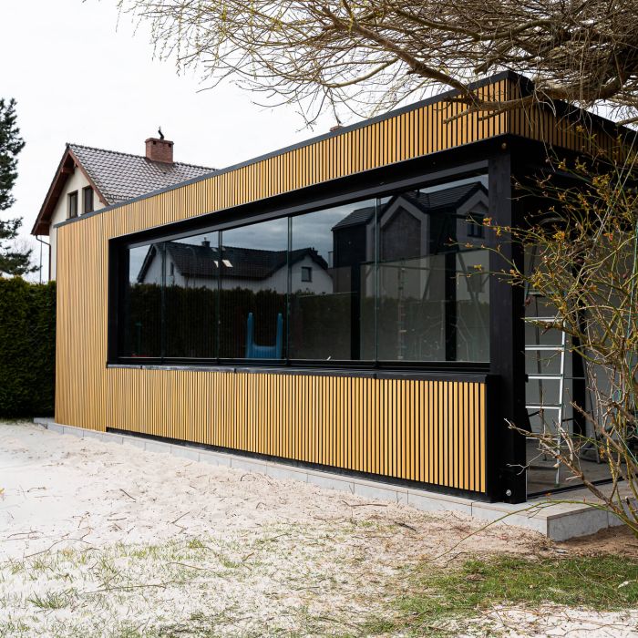 Kompozitná Fasádna Doska Lamelová Trapez Light Oak / Čierny - 2,9 m