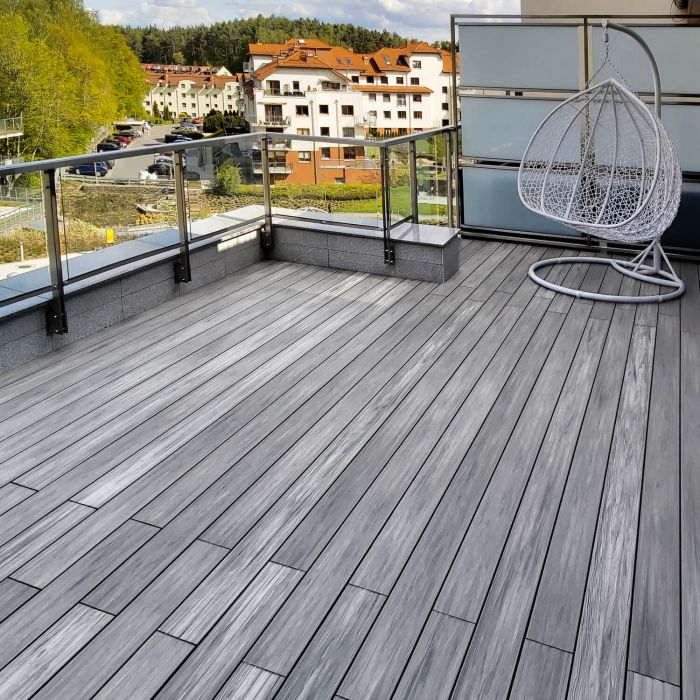 Deska Tarasowa Kompozytowa Premium Gray / Antracyt – dł. 3 m Deska Tarasowa Kompozytowa Premium Gray / Antracyt – dł. 3 m