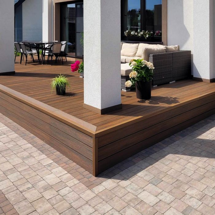 Deska Tarasowa Kompozytowa Premium Teak / Redwood - dł. 3 m Deska Tarasowa Kompozytowa Premium Teak / Redwood - dł. 3 m