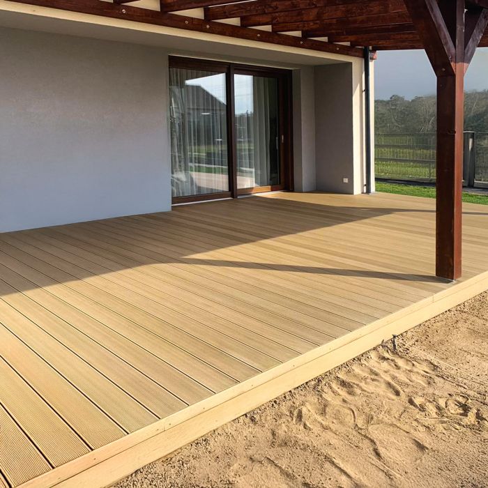 Deska Tarasowa Kompozytowa Standard 15 Miodowy Teak – dł. 3,5 m