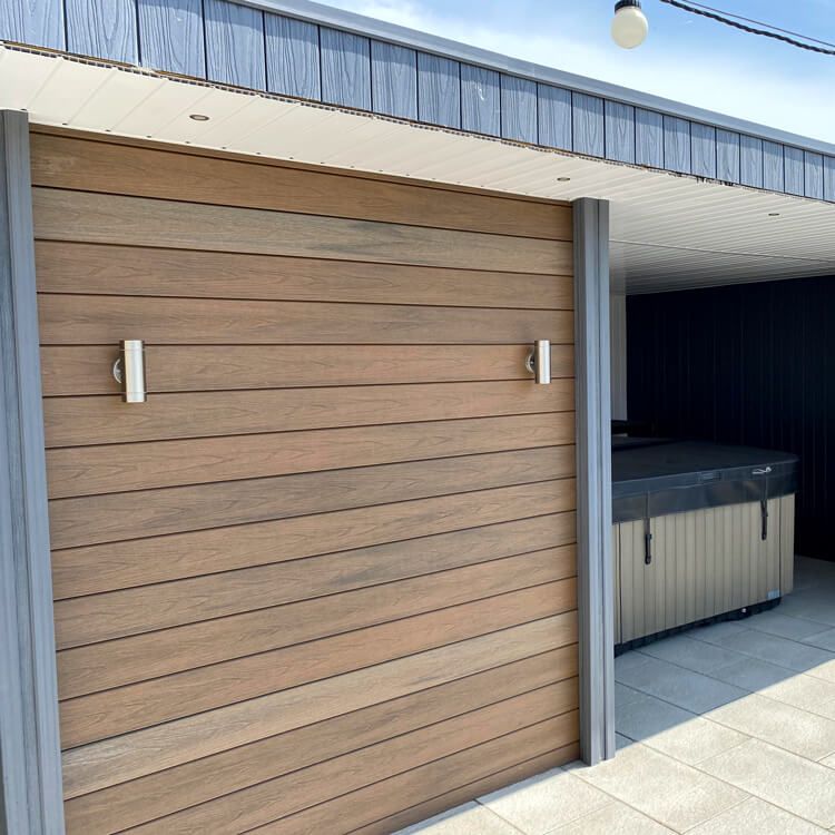 Deska Elewacyjna Kompozytowa Szczotkowana Premium Teak – dł. 3,6 m